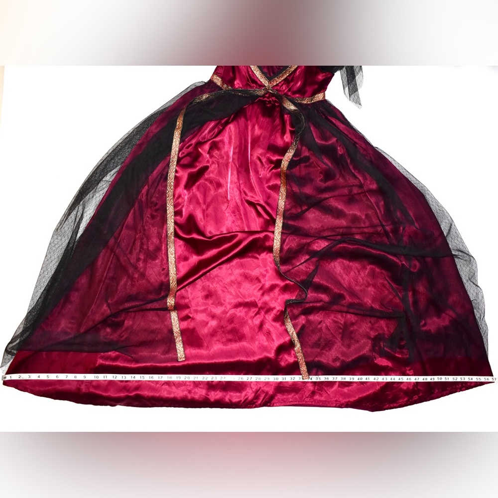 Ladies full length a line renaissance dress magenta satin and lace costume - Picture 7 of 8